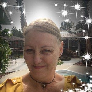 Meet your Posher, Janet